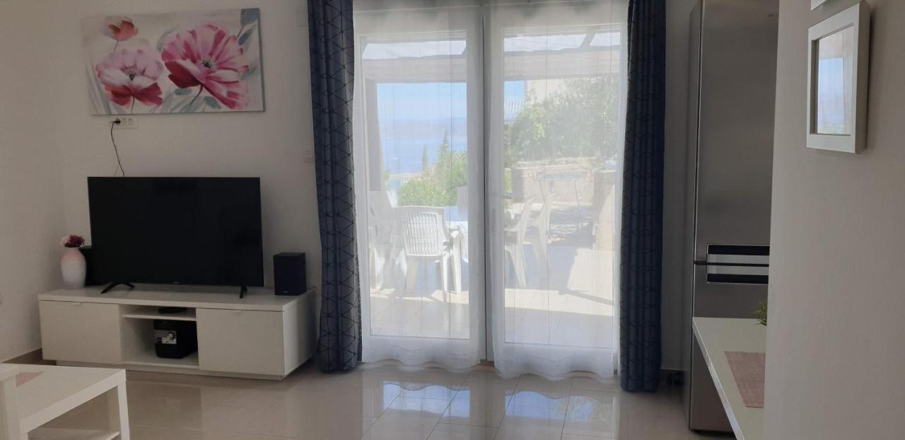 Apartments Solta Rogac Ngoại thất bức ảnh