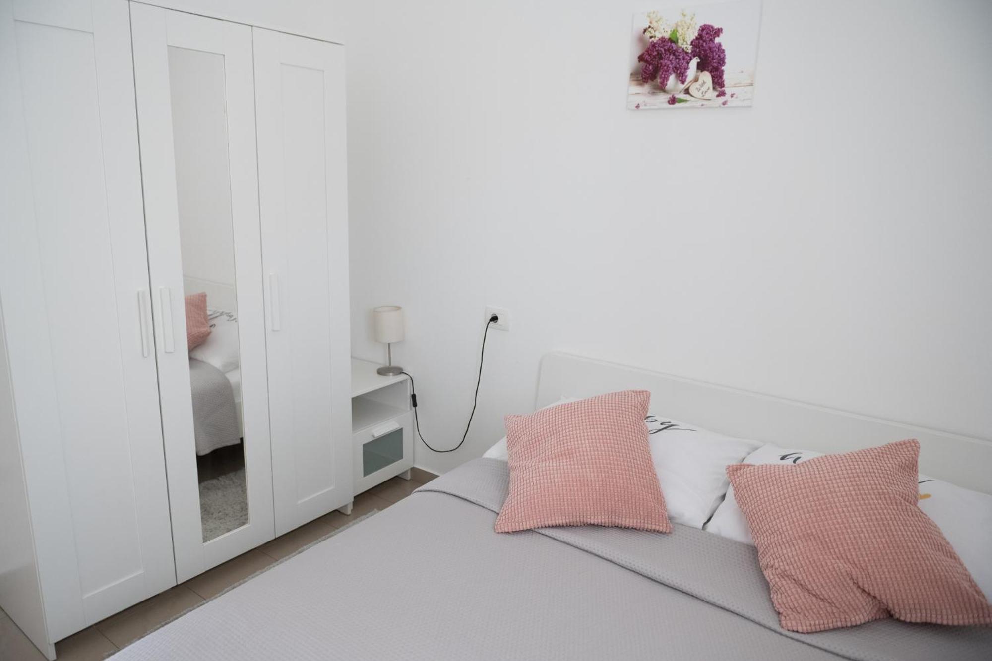 Apartments Solta Rogac Ngoại thất bức ảnh