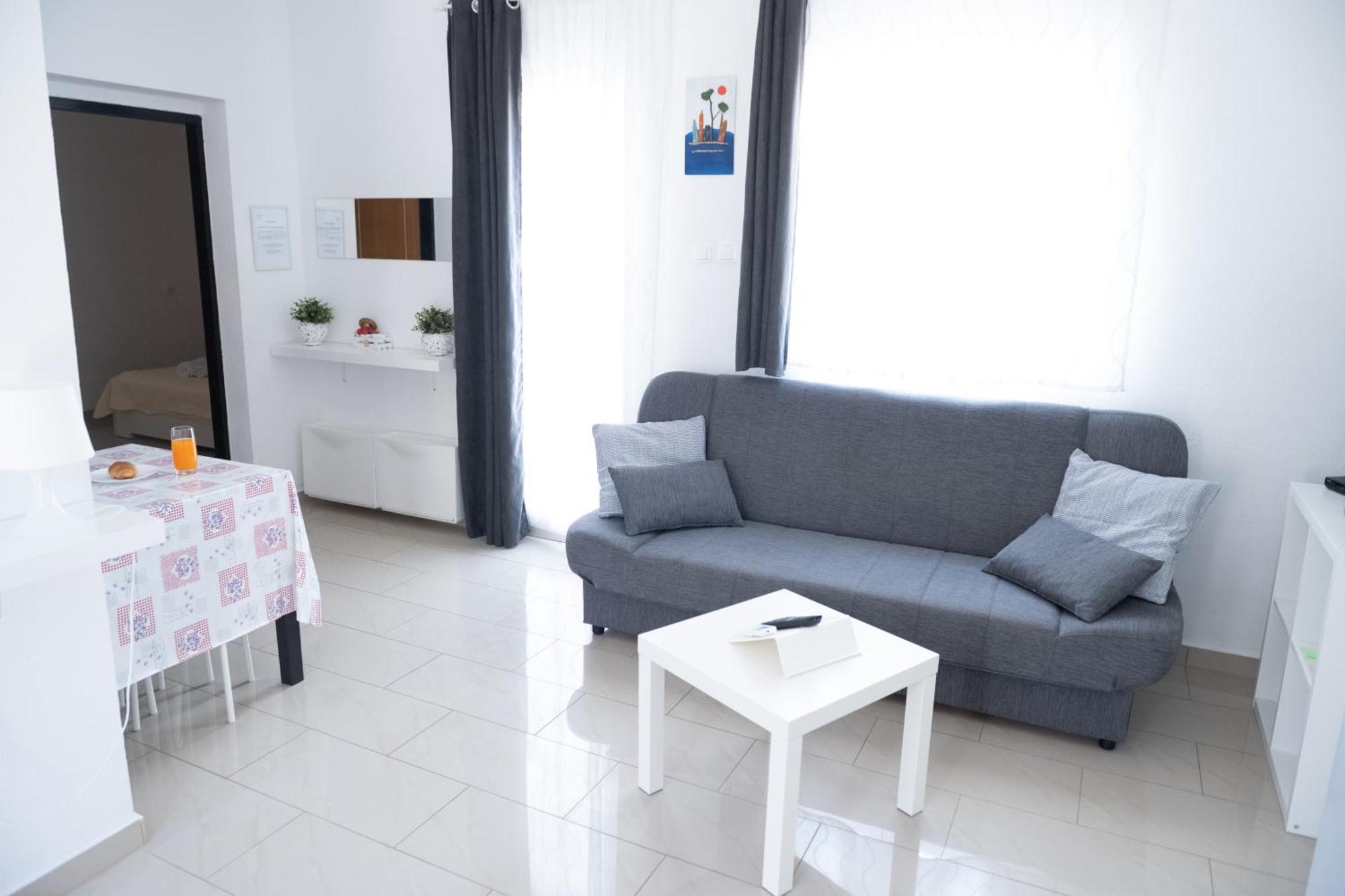 Apartments Solta Rogac Ngoại thất bức ảnh